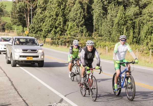 Vuelta a Colombia – Etapas de ida y vuelta Ituango 
Vuelta a Colombia – Etapas de ida y vuelta Ituango        
Fecha: Agosto 13 y 14 de 2015. 
Para descargar esta fotografía en alta resolución, haga clic sobre la imagen hasta que la misma se despliegue en la pantalla completa; luego dé clic derecho y elija la opción "guardar imagen como". 
En caso de publicación por cualquier medio, solicitamos acompañarla del crédito: "Foto EPM"

Palabras clave: Vuelta  Colombia  Etapas  ida  vuelta Ituango