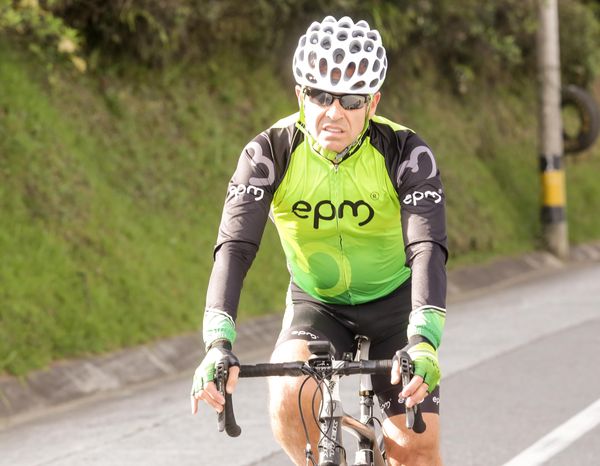 Vuelta a Colombia – Etapas de ida y vuelta Ituango 
Vuelta a Colombia – Etapas de ida y vuelta Ituango        
Fecha: Agosto 13 y 14 de 2015. 
Para descargar esta fotografía en alta resolución, haga clic sobre la imagen hasta que la misma se despliegue en la pantalla completa; luego dé clic derecho y elija la opción "guardar imagen como". 
En caso de publicación por cualquier medio, solicitamos acompañarla del crédito: "Foto EPM"

Palabras clave: Vuelta  Colombia  Etapas  ida  vuelta Ituango