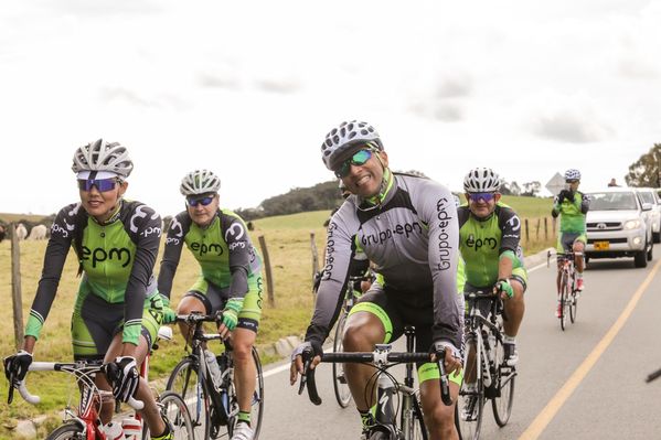 Vuelta a Colombia – Etapas de ida y vuelta Ituango 
Vuelta a Colombia – Etapas de ida y vuelta Ituango        
Fecha: Agosto 13 y 14 de 2015. 
Para descargar esta fotografía en alta resolución, haga clic sobre la imagen hasta que la misma se despliegue en la pantalla completa; luego dé clic derecho y elija la opción "guardar imagen como". 
En caso de publicación por cualquier medio, solicitamos acompañarla del crédito: "Foto EPM"

Palabras clave: Vuelta  Colombia  Etapas  ida  vuelta Ituango