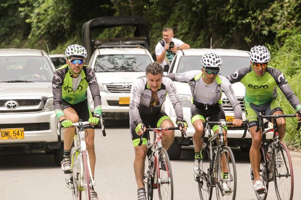 Vuelta a Colombia – Etapas de ida y vuelta Ituango 
Vuelta a Colombia – Etapas de ida y vuelta Ituango        
Fecha: Agosto 13 y 14 de 2015. 
Para descargar esta fotografía en alta resolución, haga clic sobre la imagen hasta que la misma se despliegue en la pantalla completa; luego dé clic derecho y elija la opción "guardar imagen como". 
En caso de publicación por cualquier medio, solicitamos acompañarla del crédito: "Foto EPM"

Palabras clave: Vuelta  Colombia  Etapas  ida  vuelta Ituango