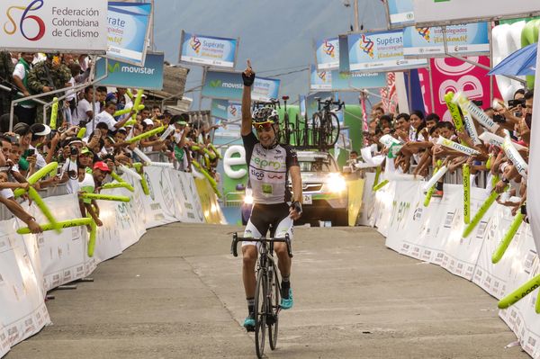 Vuelta a Colombia – Etapas de ida y vuelta Ituango  
Vuelta a Colombia – Etapas de ida y vuelta Ituango        
Fecha: Agosto 13 y 14 de 2015. 
Para descargar esta fotografía en alta resolución, haga clic sobre la imagen hasta que la misma se despliegue en la pantalla completa; luego dé clic derecho y elija la opción "guardar imagen como". 
En caso de publicación por cualquier medio, solicitamos acompañarla del crédito: "Foto EPM"

Palabras clave: Vuelta  Colombia  Etapas  ida  vuelta Ituango