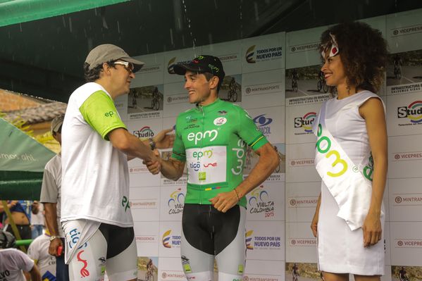 Vuelta a Colombia – Etapas de ida y vuelta Ituango
Vuelta a Colombia – Etapas de ida y vuelta Ituango        
Fecha: Agosto 13 y 14 de 2015. 
Para descargar esta fotografía en alta resolución, haga clic sobre la imagen hasta que la misma se despliegue en la pantalla completa; luego dé clic derecho y elija la opción "guardar imagen como". 
En caso de publicación por cualquier medio, solicitamos acompañarla del crédito: "Foto EPM"

Palabras clave: Vuelta Colombia Etapas ida vuelta Ituango