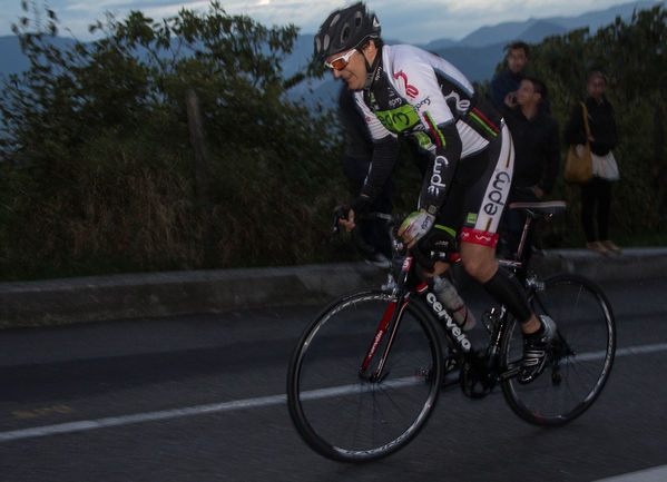 Ciclo paseo a recibir la Vuelta a Colombia
Ciclo paseo a recibir la Vuelta a Colombia
Fecha: Agosto 16 de 2014
Para descargar esta fotografía en alta resolución, haga clic sobre la imagen hasta que la misma se despliegue en la pantalla completa; luego dé clic derecho y elija la opción "guardar imagen como". 
En caso de publicación por cualquier medio, solicitamos acompañarla del crédito: "Foto EPM"

Palabras clave: Ciclo paseo recibir Vuelta Colombia