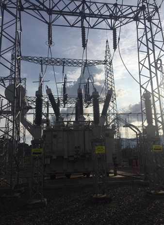 Nueva infraestructura eléctrica
Nueva infraestructura eléctrica
Fecha: Agosto 26 de 2019. 
Para descargar esta fotografía en alta resolución, haga clic sobre la imagen hasta que la misma se despliegue en la pantalla completa; luego dé clic derecho y elija la opción "guardar imagen como". 
En caso de publicación por cualquier medio, solicitamos acompañarla del crédito: "Foto EPM"
Palabras clave: Nueva infraestructura eléctrica
