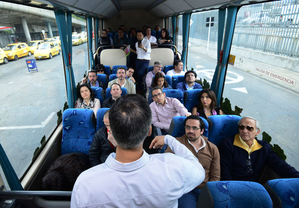 Construyendo País - Bus eléctrico
Construyendo País - Bus eléctrico
Fecha: Agosto 31 de 2019. 
Para descargar esta fotografía en alta resolución, haga clic sobre la imagen hasta que la misma se despliegue en la pantalla completa; luego dé clic derecho y elija la opción "guardar imagen como". 
En caso de publicación por cualquier medio, solicitamos acompañarla del crédito: "Foto EPM"
Palabras clave: Construyendo País - Bus eléctrico