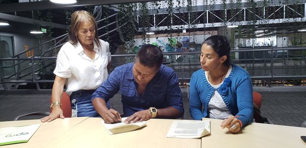 Consulta previa comunidad indígena Nutabe
Consulta previa comunidad indígena Nutabe
Diciembre 10 2018
Para descargar esta fotografía en alta resolución, haga clic sobre la imagen hasta que la misma se despliegue en la pantalla completa; luego dé clic derecho y elija la opción "guardar imagen como". 
En caso de publicación por cualquier medio, solicitamos acompañarla del crédito: "Foto EPM"
Palabras clave: Consulta previa comunidad indígena Nutabe