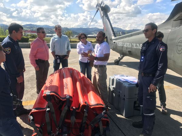 Helicóptero con Bambi Bucket
Helicóptero con Bambi Bucket
Diciembre 12 2018
Para descargar esta fotografía en alta resolución, haga clic sobre la imagen hasta que la misma se despliegue en la pantalla completa; luego dé clic derecho y elija la opción "guardar imagen como". 
En caso de publicación por cualquier medio, solicitamos acompañarla del crédito: "Foto EPM"
Palabras clave: Helicóptero con Bambi Bucket