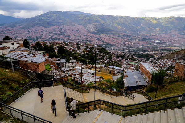 Inauguración UVA Nuevo Amanecer   
Inauguración UVA Nuevo Amanecer    
Fecha: Diciembre 16 de 2015. Lugar: Medellín – Barrio Santo Domingo
Para descargar esta fotografía en alta resolución, haga clic sobre la imagen hasta que la misma se despliegue en la pantalla completa; luego dé clic derecho y elija la opción "guardar imagen como". 
En caso de publicación por cualquier medio, solicitamos acompañarla del crédito: "Foto EPM"

Palabras clave: Inauguración UVA Nuevo Amanecer