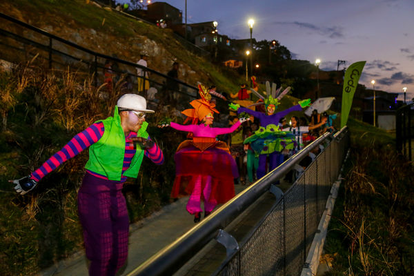 Inauguración UVA Nuevo Amanecer
Inauguración UVA Nuevo Amanecer    
Fecha: Diciembre 16 de 2015. Lugar: Medellín – Barrio Santo Domingo
Para descargar esta fotografía en alta resolución, haga clic sobre la imagen hasta que la misma se despliegue en la pantalla completa; luego dé clic derecho y elija la opción "guardar imagen como". 
En caso de publicación por cualquier medio, solicitamos acompañarla del crédito: "Foto EPM"

Palabras clave: Inauguración UVA Nuevo Amanecer