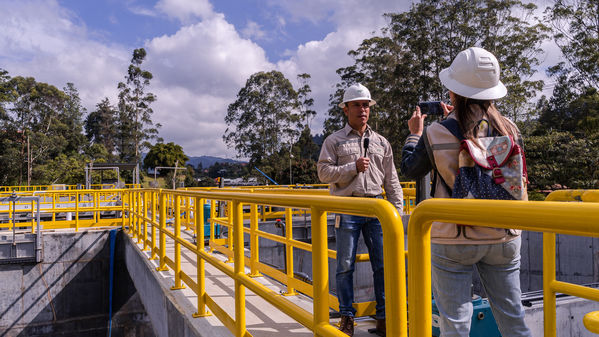 PTAR Retiro
PTAR El Retiro.
Fecha: Diciembre 16 2019.
Para descargar esta fotografía en alta resolución, haga clic sobre la imagen hasta que la misma se despliegue en la pantalla completa; luego dé clic derecho y elija la opción "guardar imagen como". 
En caso de publicación por cualquier medio, solicitamos acompañarla del crédito: "Foto EPM"
Palabras clave: PTAR Retiro