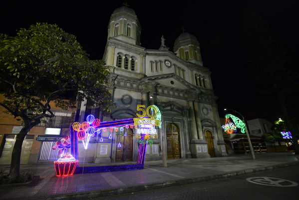 Alumbrado navideño parque Belén
Alumbrado navideño parque Belén
Fecha: Diciembre 19 de 2017
Para descargar esta fotografía en alta resolución, haga clic sobre la imagen hasta que la misma se despliegue en la pantalla completa; luego dé clic derecho y elija la opción "guardar imagen como". 
En caso de publicación por cualquier medio, solicitamos acompañarla del crédito: "Foto EPM"
Palabras clave: Alumbrado navideño parque Belén