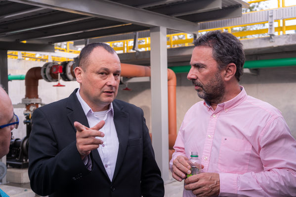 Inauguración PTAR El Retiro
Inauguración PTAR El Retiro. 
Fecha: Diciembre 20 2019.
Para descargar esta fotografía en alta resolución, haga clic sobre la imagen hasta que la misma se despliegue en la pantalla completa; luego dé clic derecho y elija la opción "guardar imagen como". 
En caso de publicación por cualquier medio, solicitamos acompañarla del crédito: "Foto EPM"
Palabras clave: Inauguración PTAR El Retiro
