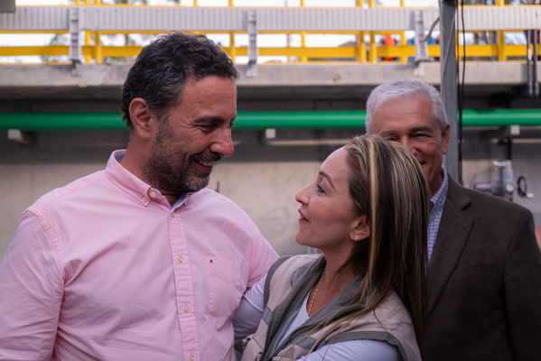 Inauguración PTAR El Retiro
Inauguración PTAR El Retiro. 
Fecha: Diciembre 20 2019.
Para descargar esta fotografía en alta resolución, haga clic sobre la imagen hasta que la misma se despliegue en la pantalla completa; luego dé clic derecho y elija la opción "guardar imagen como". 
En caso de publicación por cualquier medio, solicitamos acompañarla del crédito: "Foto EPM"
Palabras clave: Inauguración PTAR El Retiro