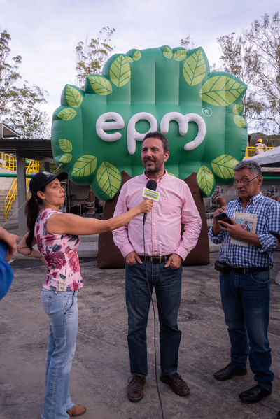 Inauguración PTAR El Retiro
Inauguración PTAR El Retiro. 
Fecha: Diciembre 20 2019.
Para descargar esta fotografía en alta resolución, haga clic sobre la imagen hasta que la misma se despliegue en la pantalla completa; luego dé clic derecho y elija la opción "guardar imagen como". 
En caso de publicación por cualquier medio, solicitamos acompañarla del crédito: "Foto EPM"
Palabras clave: Inauguración PTAR El Retiro