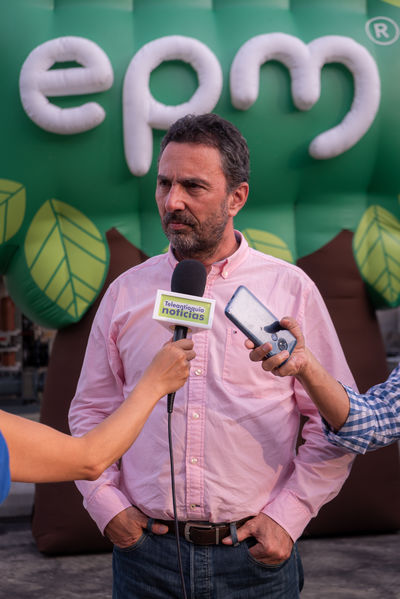 Inauguración PTAR El Retiro
Inauguración PTAR El Retiro. 
Fecha: Diciembre 20 2019.
Para descargar esta fotografía en alta resolución, haga clic sobre la imagen hasta que la misma se despliegue en la pantalla completa; luego dé clic derecho y elija la opción "guardar imagen como". 
En caso de publicación por cualquier medio, solicitamos acompañarla del crédito: "Foto EPM"
Palabras clave: Inauguración PTAR El Retiro