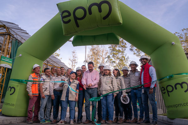 Inauguración PTAR El Retiro
Inauguración PTAR El Retiro. 
Fecha: Diciembre 20 2019.
Para descargar esta fotografía en alta resolución, haga clic sobre la imagen hasta que la misma se despliegue en la pantalla completa; luego dé clic derecho y elija la opción "guardar imagen como". 
En caso de publicación por cualquier medio, solicitamos acompañarla del crédito: "Foto EPM"
Palabras clave: Inauguración PTAR El Retiro