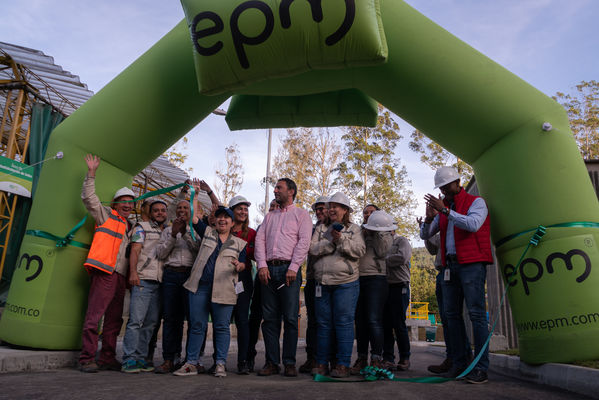 Inauguración PTAR El Retiro
Inauguración PTAR El Retiro. 
Fecha: Diciembre 20 2019.
Para descargar esta fotografía en alta resolución, haga clic sobre la imagen hasta que la misma se despliegue en la pantalla completa; luego dé clic derecho y elija la opción "guardar imagen como". 
En caso de publicación por cualquier medio, solicitamos acompañarla del crédito: "Foto EPM"
Palabras clave: Inauguración PTAR El Retiro