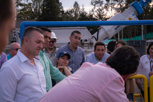 Inauguración PTAR El Retiro
Inauguración PTAR El Retiro. 
Fecha: Diciembre 20 2019.
Para descargar esta fotografía en alta resolución, haga clic sobre la imagen hasta que la misma se despliegue en la pantalla completa; luego dé clic derecho y elija la opción "guardar imagen como". 
En caso de publicación por cualquier medio, solicitamos acompañarla del crédito: "Foto EPM"
Palabras clave: Inauguración PTAR El Retiro