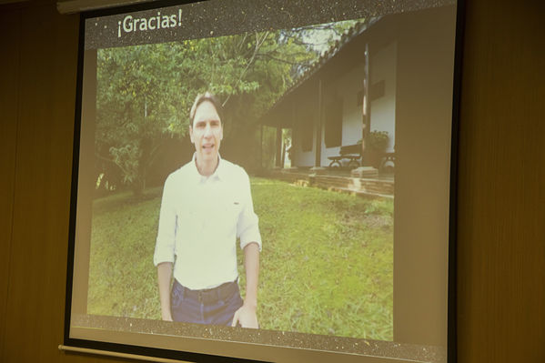 Reconocimiento a personal de EPM – Procesos de selección
Reconocimiento a personal de EPM – Procesos de selección
Fecha: Diciembre 6 de 2017
Para descargar esta fotografía en alta resolución, haga clic sobre la imagen hasta que la misma se despliegue en la pantalla completa; luego dé clic derecho y elija la opción "guardar imagen como". 
En caso de publicación por cualquier medio, solicitamos acompañarla del crédito: "Foto EPM"
Palabras clave: Reconocimiento a personal de EPM – Procesos de selección