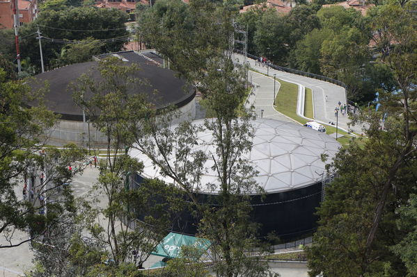 Inauguración de la UVA Ilusión Verde
Inauguración de la UVA Ilusión Verde
Fecha: Enero 17 de 2017
Para descargar esta fotografía en alta resolución, haga clic sobre la imagen hasta que la misma se despliegue en la pantalla completa; luego dé clic derecho y elija la opción "guardar imagen como". 
En caso de publicación por cualquier medio, solicitamos acompañarla del crédito: "Foto EPM"
Palabras clave: Inauguración UVA Ilusión Verde