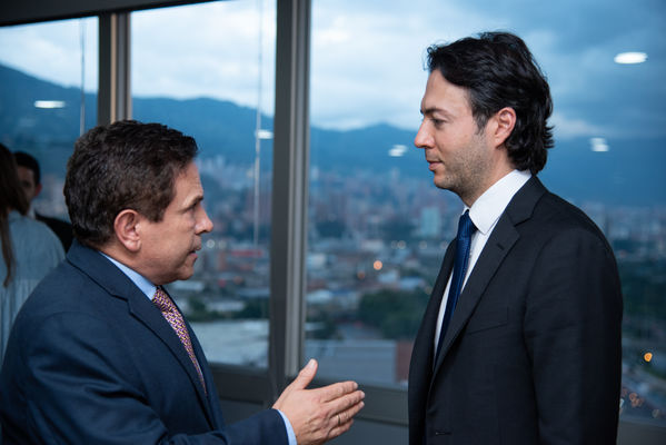 Álvaro Guillermo Rendón López  Gerente general EPM
Álvaro Guillermo Rendón López, Gerente general EPM.
Fecha: Enero 3 2020.
Para descargar esta fotografía en alta resolución, haga clic sobre la imagen hasta que la misma se despliegue en la pantalla completa; luego dé clic derecho y elija la opción "guardar imagen como". 
En caso de publicación por cualquier medio, solicitamos acompañarla del crédito: "Foto EPM"
Palabras clave: Álvaro Guillermo Rendón López  Gerente general EPM