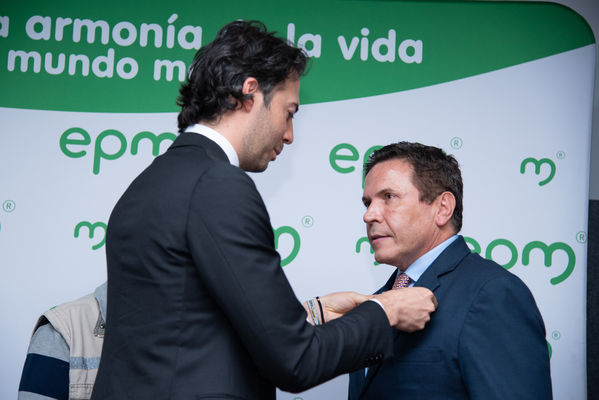 Álvaro Guillermo Rendón López  Gerente general EPM
Álvaro Guillermo Rendón López, Gerente general EPM.
Fecha: Enero 3 2020.
Para descargar esta fotografía en alta resolución, haga clic sobre la imagen hasta que la misma se despliegue en la pantalla completa; luego dé clic derecho y elija la opción "guardar imagen como". 
En caso de publicación por cualquier medio, solicitamos acompañarla del crédito: "Foto EPM"
Palabras clave: Álvaro Guillermo Rendón López  Gerente general EPM