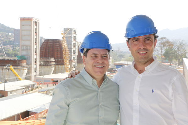 Visita del Presidente del BID a la Ptar de Bello
Visita del Presidente del BID a la Ptar de Bello
Fecha: Febrero 16 de 2016 
Para descargar esta fotografía en alta resolución, haga clic sobre la imagen hasta que la misma se despliegue en la pantalla completa; luego dé clic derecho y elija la opción "guardar imagen como". 
En caso de publicación por cualquier medio, solicitamos acompañarla del crédito: "Foto EPM"
Palabras clave: Visita Presidente BID Ptar Bello