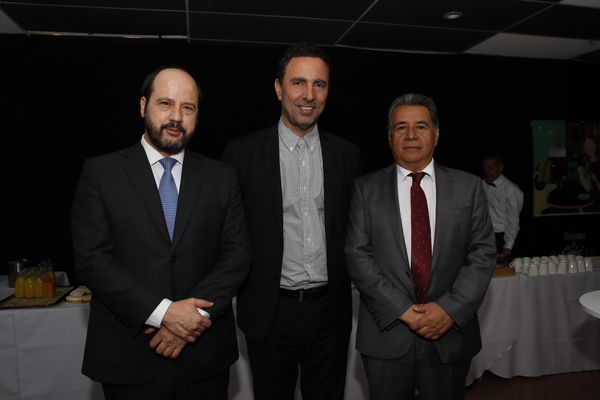 Inauguración muestra arqueológica
Inauguración muestra arqueológica
Fecha: Febrero 20 de 2018
Para descargar esta fotografía en alta resolución, haga clic sobre la imagen hasta que la misma se despliegue en la pantalla completa; luego dé clic derecho y elija la opción "guardar imagen como". 
En caso de publicación por cualquier medio, solicitamos acompañarla del crédito: "Foto EPM"
Palabras clave: Inauguración muestra arqueológica