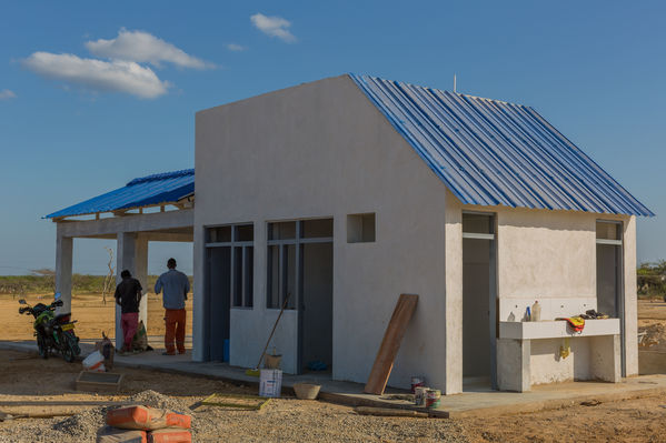 Agua en La Guajira
Agua en La Guajira
Febrero 20 2019
Para descargar esta fotografía en alta resolución, haga clic sobre la imagen hasta que la misma se despliegue en la pantalla completa; luego dé clic derecho y elija la opción "guardar imagen como". 
En caso de publicación por cualquier medio, solicitamos acompañarla del crédito: "Foto EPM" 
Palabras clave: Agua en La Guajira