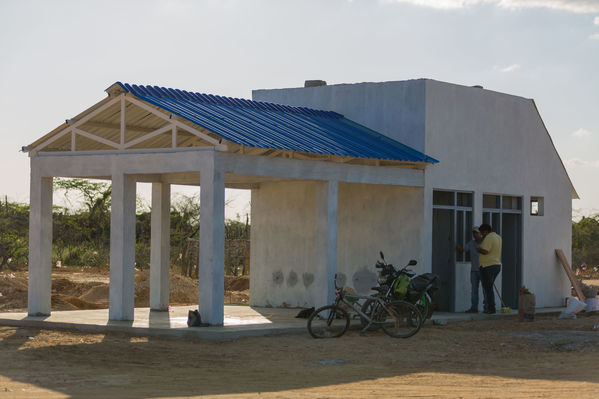 Agua en La Guajira
Agua en La Guajira
Febrero 20 2019
Para descargar esta fotografía en alta resolución, haga clic sobre la imagen hasta que la misma se despliegue en la pantalla completa; luego dé clic derecho y elija la opción "guardar imagen como". 
En caso de publicación por cualquier medio, solicitamos acompañarla del crédito: "Foto EPM" 
Palabras clave: Agua en La Guajira