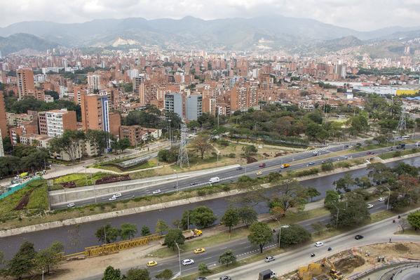 Río Medellín
Río Medellín
Fecha: Febrero 28 de 2017
Para descargar esta fotografía en alta resolución, haga clic sobre la imagen hasta que la misma se despliegue en la pantalla completa; luego dé clic derecho y elija la opción "guardar imagen como". 
En caso de publicación por cualquier medio, solicitamos acompañarla del crédito: "Foto EPM"
Palabras clave: Río Medellín