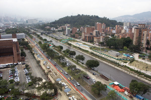 Río Medellín
Río Medellín
Fecha: Febrero 28 de 2017
Para descargar esta fotografía en alta resolución, haga clic sobre la imagen hasta que la misma se despliegue en la pantalla completa; luego dé clic derecho y elija la opción "guardar imagen como". 
En caso de publicación por cualquier medio, solicitamos acompañarla del crédito: "Foto EPM"
Palabras clave: Río Medellín