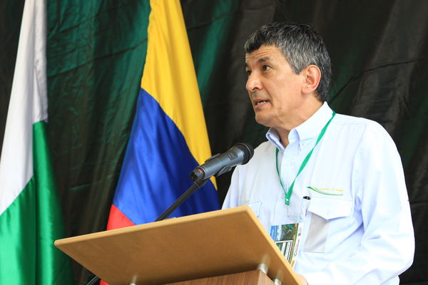 Desviación del río Cauca. Proyecto hidroeléctrico Ituango
Desviación del río Cauca. Proyecto hidroeléctrico Ituango
Fecha: Febrero 17 de 2014
Para descargar esta fotografía en alta resolución, haga clic sobre la imagen hasta que la misma se despliegue en la pantalla completa; luego dé clic derecho y elija la opción "guardar imagen como". 
En caso de publicación por cualquier medio, solicitamos acompañarla del crédito: "Foto EPM"

Palabras clave: Desviación río Cauca Proyecto hidroeléctrico Ituango