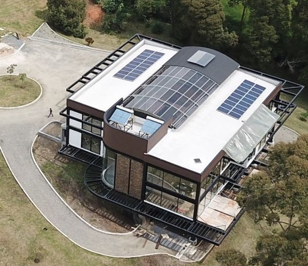 Solución Solar Integral
Solución Solar Integral
Fecha: Julio 10 de 2019. 
Para descargar esta fotografía en alta resolución, haga clic sobre la imagen hasta que la misma se despliegue en la pantalla completa; luego dé clic derecho y elija la opción "guardar imagen como". 
En caso de publicación por cualquier medio, solicitamos acompañarla del crédito: "Foto EPM"
Palabras clave: Solución Solar Integral