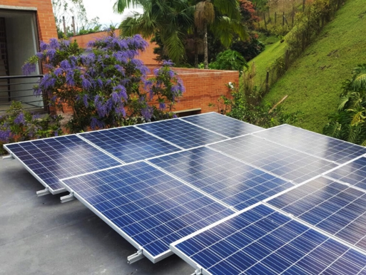 Solución Solar Integral
Solución Solar Integral
Fecha: Julio 10 de 2019. 
Para descargar esta fotografía en alta resolución, haga clic sobre la imagen hasta que la misma se despliegue en la pantalla completa; luego dé clic derecho y elija la opción "guardar imagen como". 
En caso de publicación por cualquier medio, solicitamos acompañarla del crédito: "Foto EPM"
Palabras clave: Solución Solar Integral