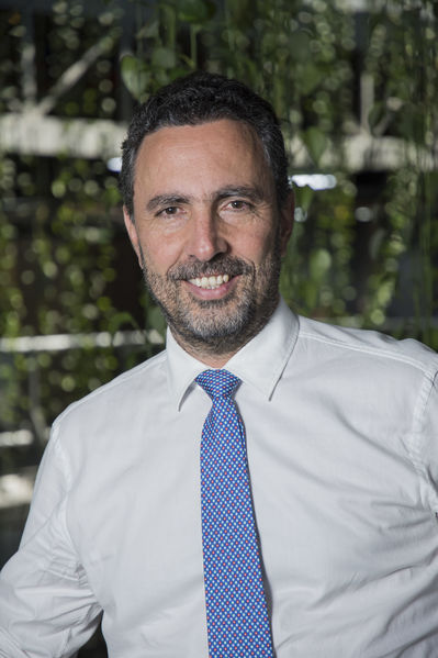Gerente Jorge Londoño Dela Cuesta Julio 2019
Gerente Jorge Londoño De la Cuesta Julio 2019
Fecha: Julio 18 de 2019. 
Para descargar esta fotografía en alta resolución, haga clic sobre la imagen hasta que la misma se despliegue en la pantalla completa; luego dé clic derecho y elija la opción "guardar imagen como". 
En caso de publicación por cualquier medio, solicitamos acompañarla del crédito: "Foto EPM"
Palabras clave: Gerente Jorge Londoño Dela Cuesta Julio 2019