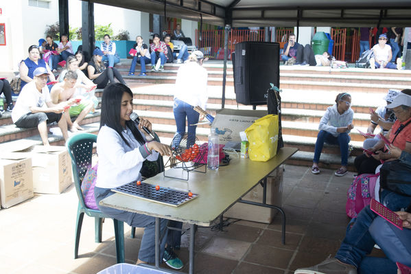 Día de la Familia EPM - 2019
Día de la Familia EPM - 2019
Fecha: Julio 27 2019
Para descargar esta fotografía en alta resolución, haga clic sobre la imagen hasta que la misma se despliegue en la pantalla completa; luego dé clic derecho y elija la opción "guardar imagen como".
En caso de publicación por cualquier medio, solicitamos acompañarla del crédito: "Foto EPM"
Palabras clave: Día de la Familia EPM - 2019
