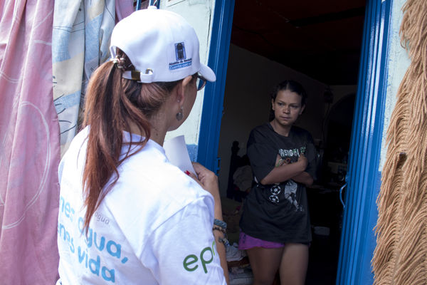 Brigada Comunitaria  Interinstitucional
Brigada Comunitaria - Interinstitucional
Fecha: Julio 28 de 2017
Para descargar esta fotografía en alta resolución, haga clic sobre la imagen hasta que la misma se despliegue en la pantalla completa; luego dé clic derecho y elija la opción "guardar imagen como". 
En caso de publicación por cualquier medio, solicitamos acompañarla del crédito: "Foto EPM"
Palabras clave: Brigada Comunitaria  Interinstitucional