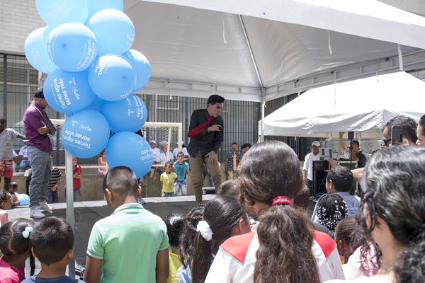 Brigada Comunitaria - Interinstitucional
Fecha: Julio 28 de 2017
Para descargar esta fotografía en alta resolución, haga clic sobre la imagen hasta que la misma se despliegue en la pantalla completa; luego dé clic derecho y elija la opción "guardar imagen como". 
En caso de publicación por cualquier medio, solicitamos acompañarla del crédito: "Foto EPM"
Palabras clave: Brigada Comunitaria Interinstitucional