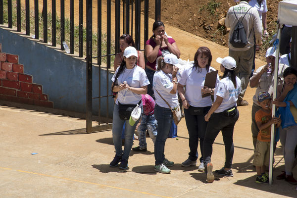 Brigada Comunitaria Interinstitucional
Brigada Comunitaria - Interinstitucional
Fecha: Julio 28 de 2017
Para descargar esta fotografía en alta resolución, haga clic sobre la imagen hasta que la misma se despliegue en la pantalla completa; luego dé clic derecho y elija la opción "guardar imagen como". 
En caso de publicación por cualquier medio, solicitamos acompañarla del crédito: "Foto EPM"
Palabras clave: Brigada Comunitaria Interinstitucional
