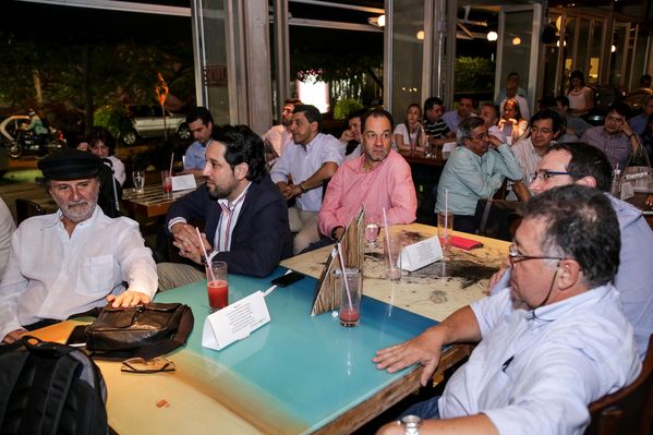 III Encuentro de Directivos Grupo EPM (Día 1) 
III Encuentro de Directivos Grupo EPM (Día 1)     
Fecha: Julio 29 de 2015. Lugar: Medellín - Restaurante Bonuar
Para descargar esta fotografía en alta resolución, haga clic sobre la imagen hasta que la misma se despliegue en la pantalla completa; luego dé clic derecho y elija la opción "guardar imagen como". 
En caso de publicación por cualquier medio, solicitamos acompañarla del crédito: "Foto EPM"
Palabras clave: III Encuentro Directivos Grupo EPM