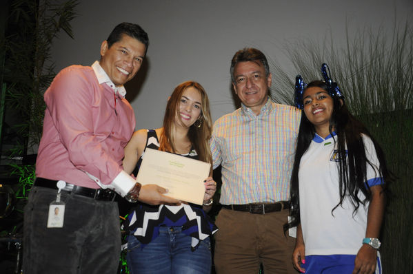 Premiación del concurso Misión Cuidamundos por el Agua 
Premiación del concurso Misión Cuidamundos por el Agua      
Fecha: Julio 30 de 2015. Lugar: Medellín – Edificio EPM Auditorio Himerio Pérez López
Para descargar esta fotografía en alta resolución, haga clic sobre la imagen hasta que la misma se despliegue en la pantalla completa; luego dé clic derecho y elija la opción "guardar imagen como". 
En caso de publicación por cualquier medio, solicitamos acompañarla del crédito: "Foto EPM"
Palabras clave: Premiación concurso Misión Cuidamundos  Agua