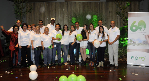 Premiación del concurso Misión Cuidamundos por el Agua
Premiación del concurso Misión Cuidamundos por el Agua       
Fecha: Julio 30 de 2015. Lugar: Medellín – Edificio EPM Auditorio Himerio Pérez López
Para descargar esta fotografía en alta resolución, haga clic sobre la imagen hasta que la misma se despliegue en la pantalla completa; luego dé clic derecho y elija la opción "guardar imagen como". 
En caso de publicación por cualquier medio, solicitamos acompañarla del crédito: "Foto EPM"
Palabras clave: Premiación concurso Misión Cuidamundos Agua