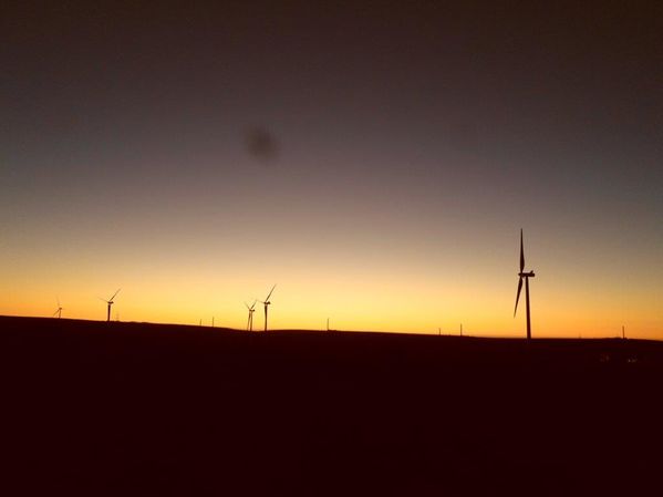 Parque eólico Los Cururos
Parque eólico Los Cururos. 
Fecha: Julio 31 2018.
Para descargar esta fotografía en alta resolución, haga clic sobre la imagen hasta que la misma se despliegue en la pantalla completa; luego dé clic derecho y elija la opción "guardar imagen como". 
En caso de publicación por cualquier medio, solicitamos acompañarla del crédito: "Foto EPM"
Palabras clave: Parque eólico Los Cururos
