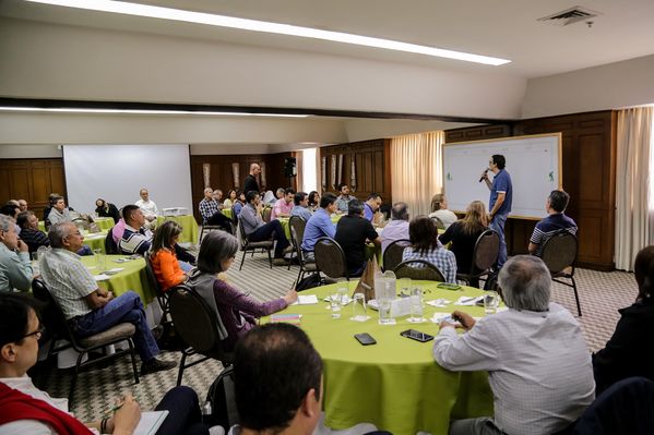 III Encuentro de Directivos Grupo EPM (Día 3)
III Encuentro de Directivos Grupo EPM (Día 3)      
Fecha: Julio 31 de 2015. Lugar: Hotel Las Lomas (Rionegro)
Para descargar esta fotografía en alta resolución, haga clic sobre la imagen hasta que la misma se despliegue en la pantalla completa; luego dé clic derecho y elija la opción "guardar imagen como". 
En caso de publicación por cualquier medio, solicitamos acompañarla del crédito: "Foto EPM"
Palabras clave: III Encuentro Directivos Grupo EPM