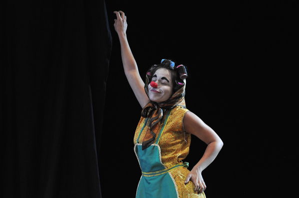 Festival Cultural Intercomunas EPM
Festival Cultural Intercomunas EPM
Fecha: Julio 4  de 2013. Lugar: Teatro Pablo Tobón Uribe
Para descargar esta fotografía en alta resolución, haga clic sobre la imagen hasta que la misma se despliegue en la pantalla completa; luego dé clic derecho y elija la opción "guardar imagen como". 
En caso de publicación por cualquier medio, solicitamos acompañarla del crédito: "Cortesía EPM".
Palabras clave: Festival Cultural Intercomunas EPM
