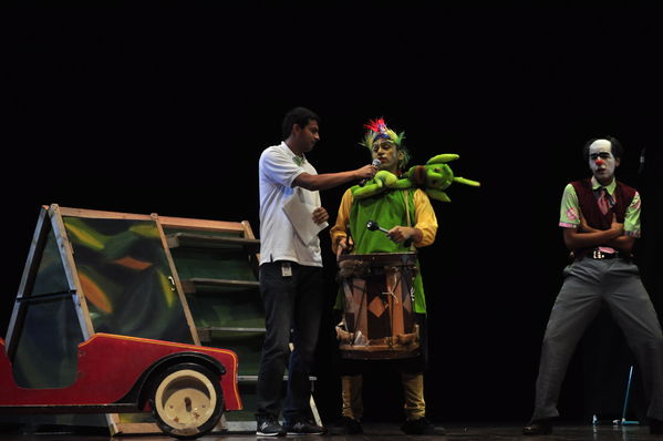 Festival Cultural Intercomunas EPM
Festival Cultural Intercomunas EPM
Fecha: Julio 4  de 2013. Lugar: Teatro Pablo Tobón Uribe
Para descargar esta fotografía en alta resolución, haga clic sobre la imagen hasta que la misma se despliegue en la pantalla completa; luego dé clic derecho y elija la opción "guardar imagen como". 
En caso de publicación por cualquier medio, solicitamos acompañarla del crédito: "Cortesía EPM".
Palabras clave: Festival Cultural Intercomunas EPM