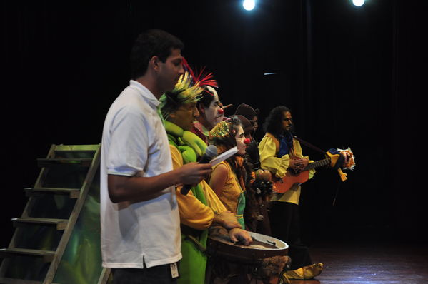 Festival Cultural Intercomunas EPM
Festival Cultural Intercomunas EPM
Fecha: Julio 4  de 2013. Lugar: Teatro Pablo Tobón Uribe
Para descargar esta fotografía en alta resolución, haga clic sobre la imagen hasta que la misma se despliegue en la pantalla completa; luego dé clic derecho y elija la opción "guardar imagen como". 
En caso de publicación por cualquier medio, solicitamos acompañarla del crédito: "Cortesía EPM".
Palabras clave: Festival Cultural Intercomunas EPM