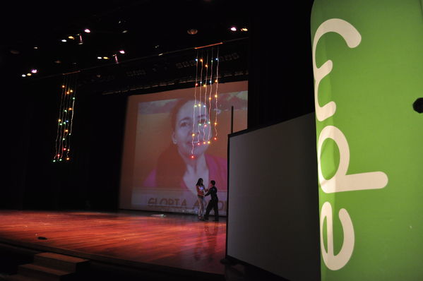 Festival Cultural Intercomunas EPM
Festival Cultural Intercomunas EPM
Fecha: Julio 4  de 2013. Lugar: Teatro Pablo Tobón Uribe
Para descargar esta fotografía en alta resolución, haga clic sobre la imagen hasta que la misma se despliegue en la pantalla completa; luego dé clic derecho y elija la opción "guardar imagen como". 
En caso de publicación por cualquier medio, solicitamos acompañarla del crédito: "Cortesía EPM".
Palabras clave: Festival Cultural Intercomunas EPM