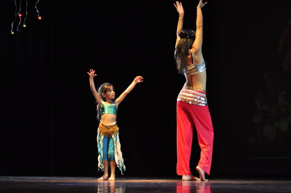 Festival Cultural Intercomunas EPM
Festival Cultural Intercomunas EPM
Fecha: Julio 4  de 2013. Lugar: Teatro Pablo Tobón Uribe
Para descargar esta fotografía en alta resolución, haga clic sobre la imagen hasta que la misma se despliegue en la pantalla completa; luego dé clic derecho y elija la opción "guardar imagen como". 
En caso de publicación por cualquier medio, solicitamos acompañarla del crédito: "Cortesía EPM".
Palabras clave: Festival Cultural Intercomunas EPM